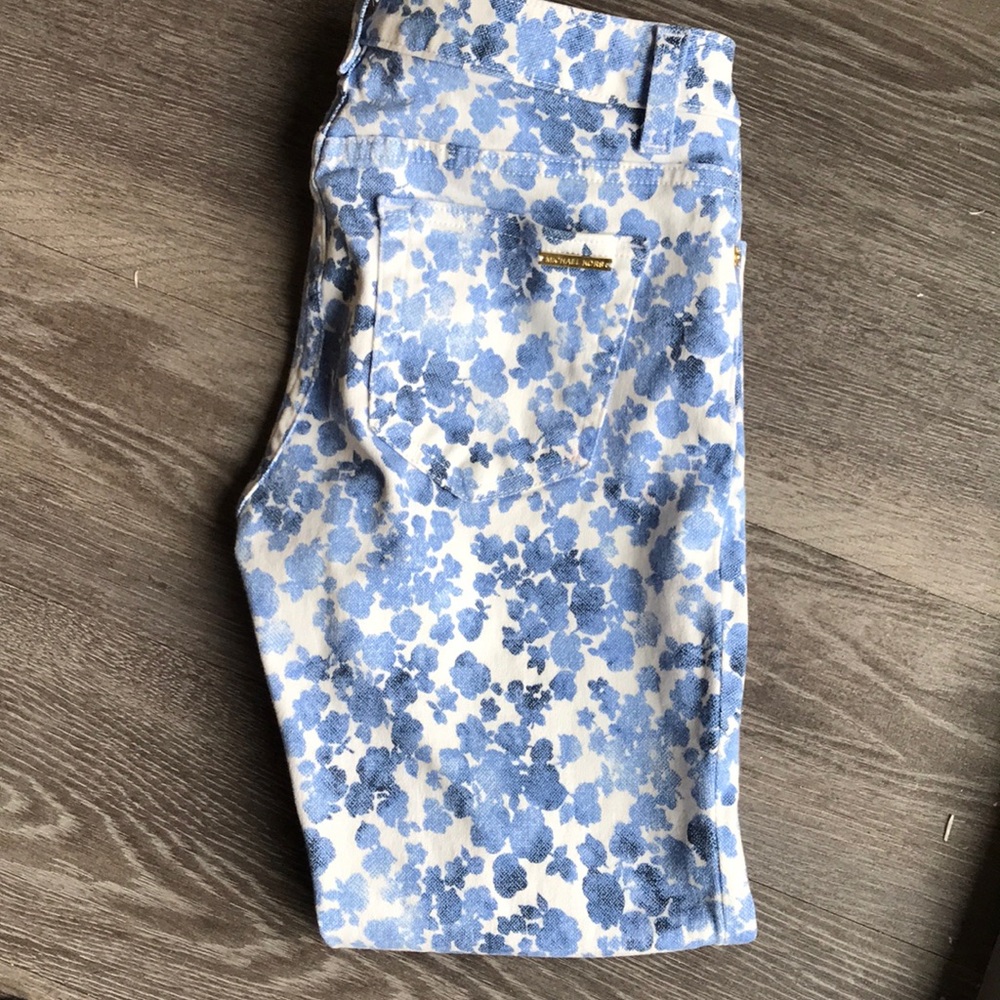 Blue floral print size 2 Michael kors jeans